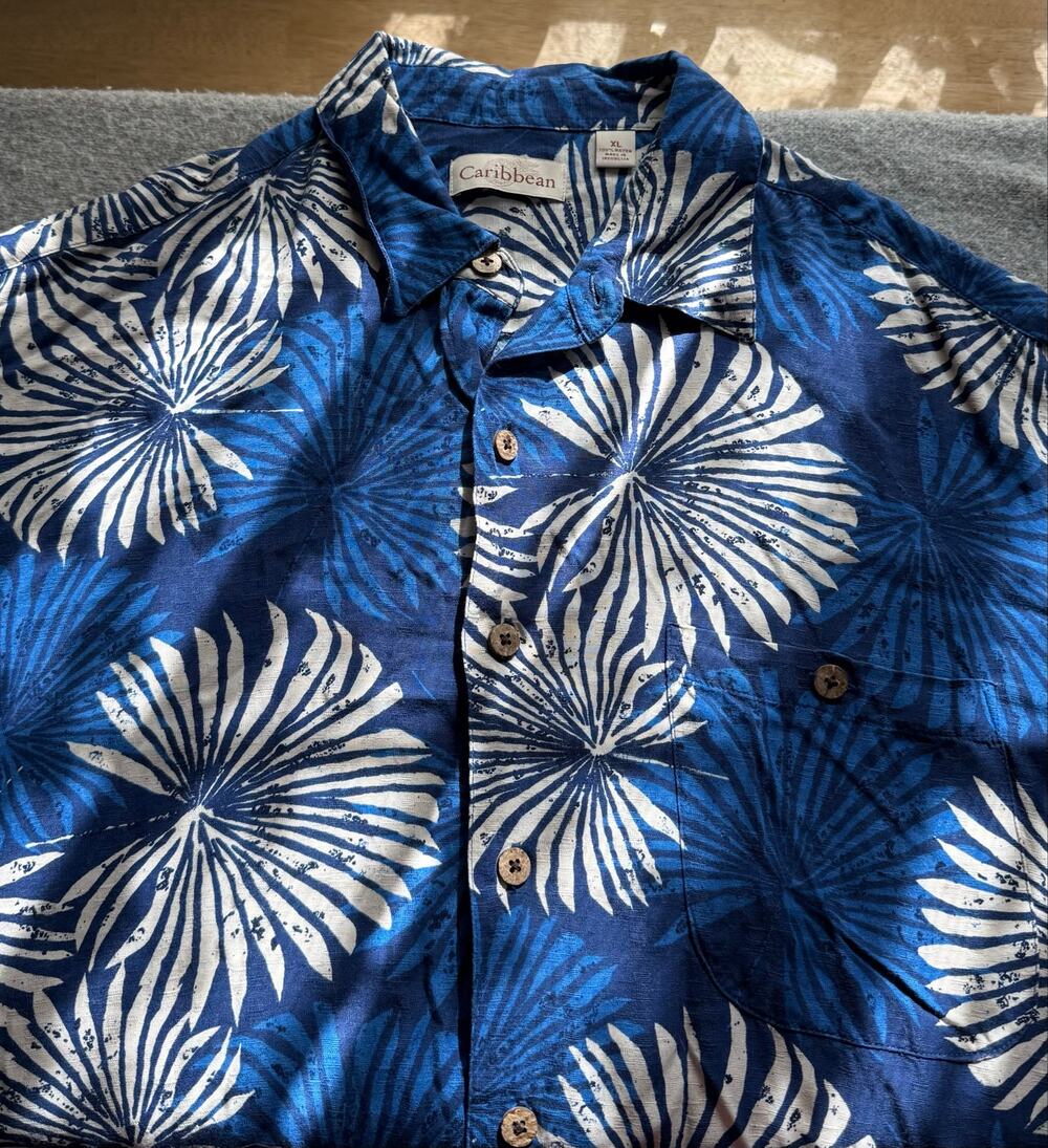 Caribbean Mens XL Blue Palm Fan Hawaiian Resort Rayon Short Sleeve Button Shirt